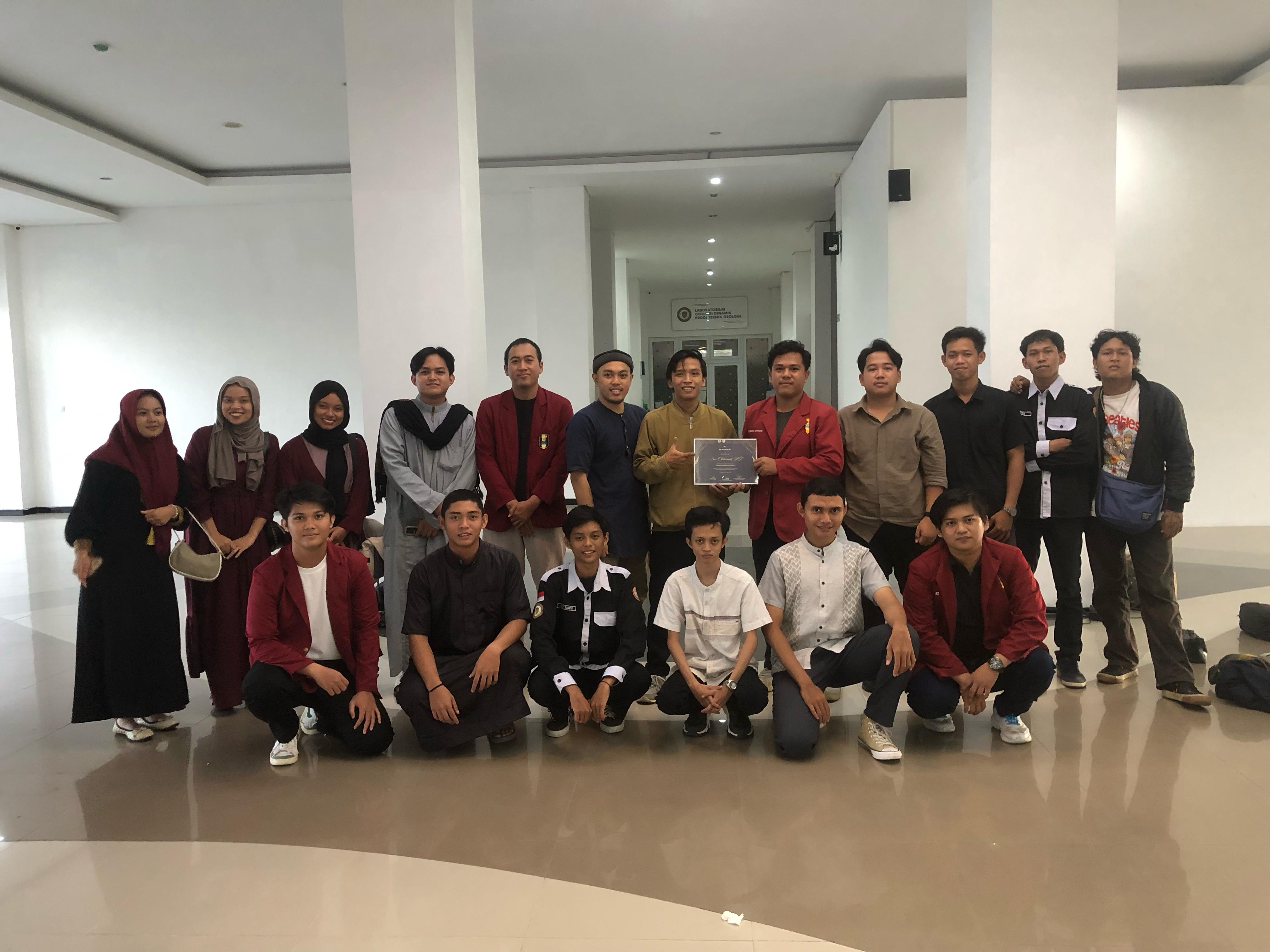 PK IMM Saintek UMKT Padukan Literasi dan Silaturahmi Lewat Bedah Buku Atomic Habits