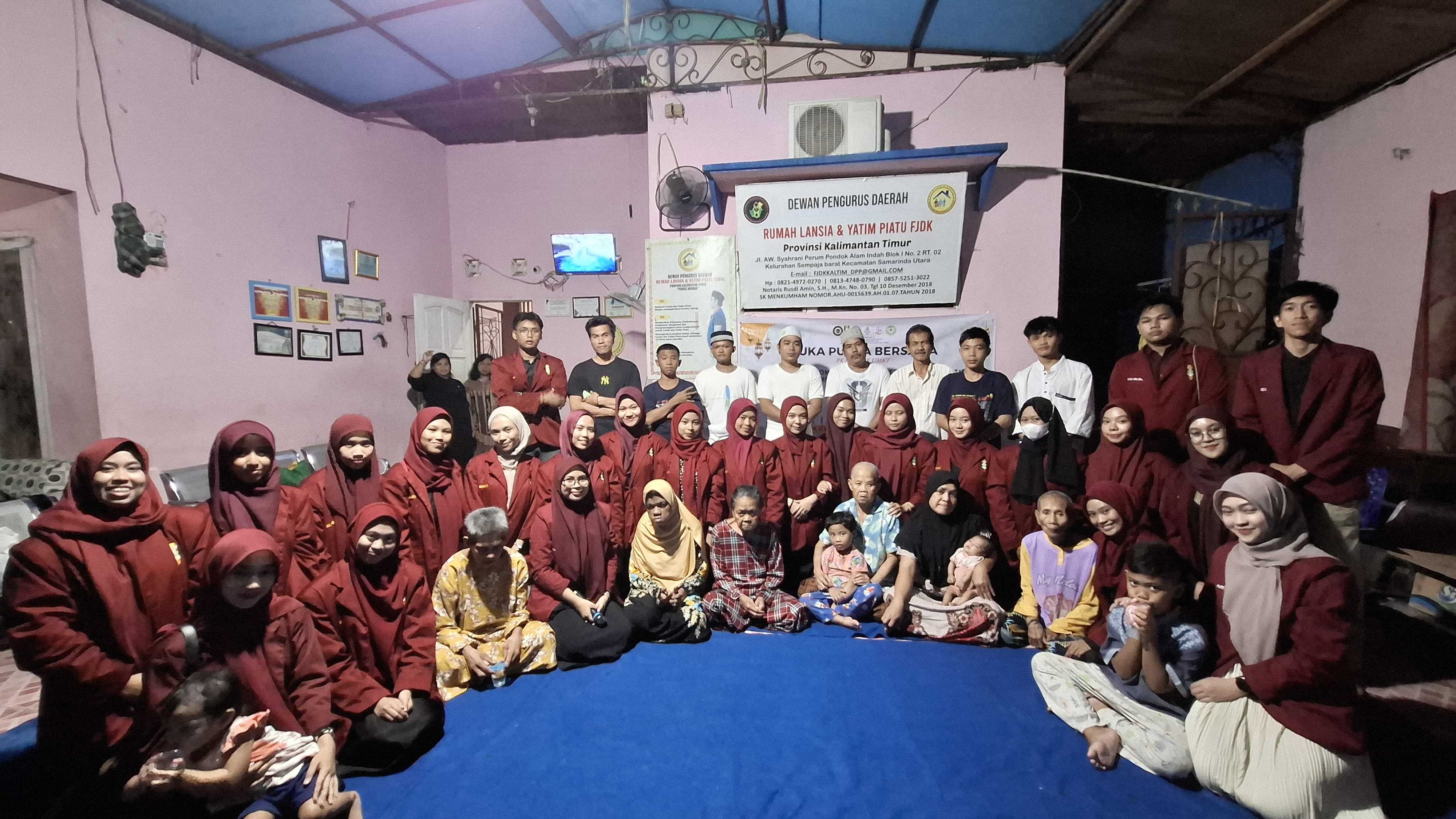 "Aksi Peduli Sehat dan Berbagi Berkah": PK IMM FIK UMKT Sentuh Hati Lansia dan Yatim Piatu di Bulan Ramadhan